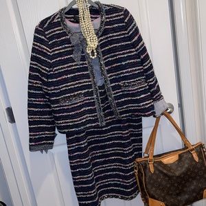 EXPENSIVE CHIC JCREW BOUCLE SUIT. Make me an offer!